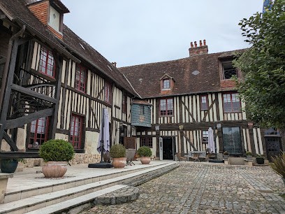 Camping Des Capucins à Orbec, Camping à Orbec