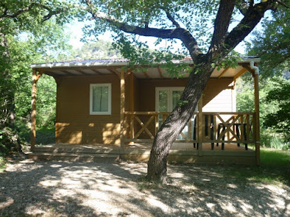 Camping Les Trois Rivieres, Camping à Entrechaux