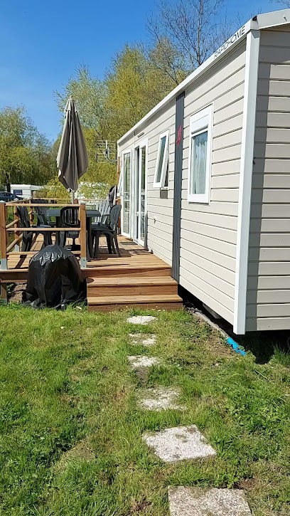 Camping Du Grand Pré à Long/ Piscine/ 35 Km Baie De Somme, Camping à Long