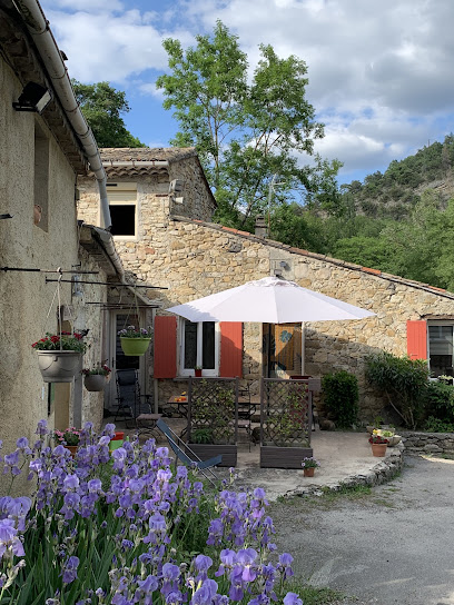 Camping De Trente Pas Camping à Saint-Ferréol-Trente-Pas