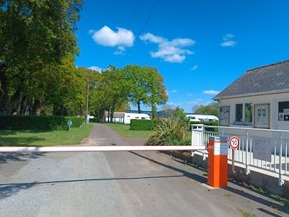 Camping Municipal Les Salorges, Camping à Guipry-Messac