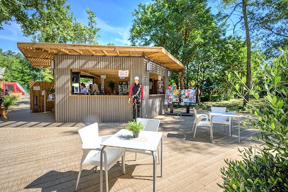 Camping Le Pommier - Ciela Village - Ardèche, Camping à Villeneuve-de-Berg