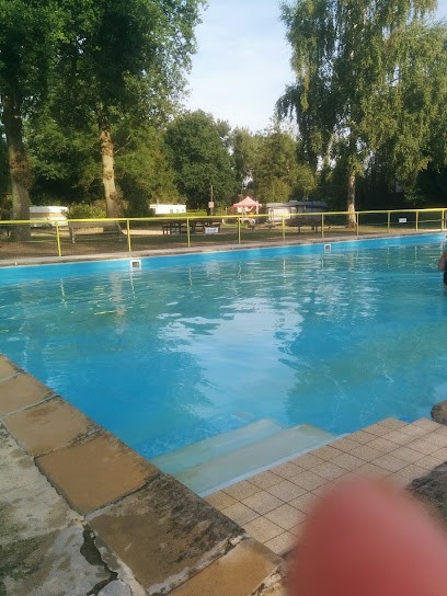 Société Nautique Laonnoise, Camping à Monampteuil