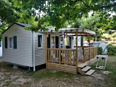 Municipal Camping And Cottage Meridian, Camping à La Roche-Chalais