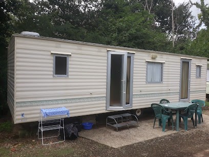 Camping Lapartence - Camping à La Ferme Près De Dax, Camping à Nousse