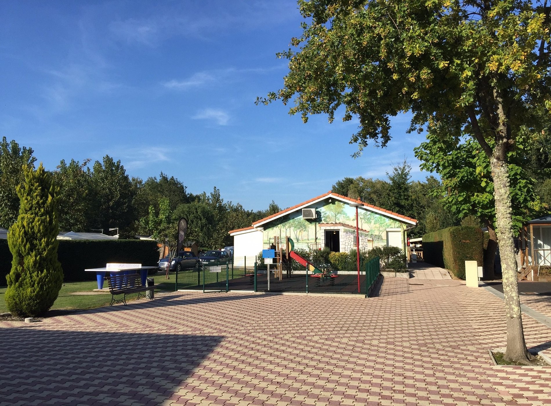 Camping Bel Air, Camping à Sadirac