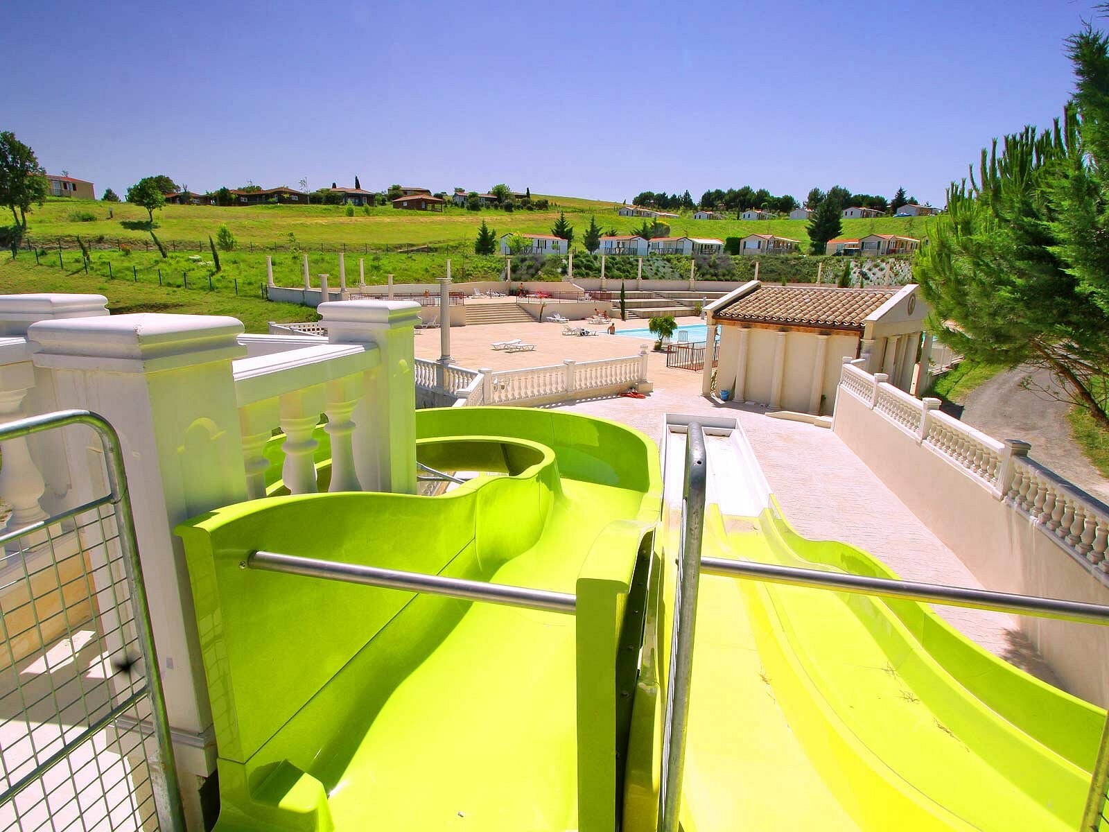 Camping Yelloh Village Domaine D'Arnauteille, Camping à Montclar