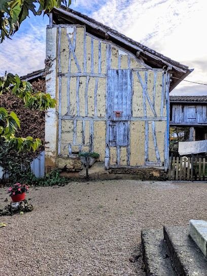 Camping De Labeyrie, Camping à Larée