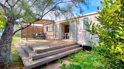 Camping Tikayan Félix De La Bastide, Camping à Saint-Mitre-les-Remparts