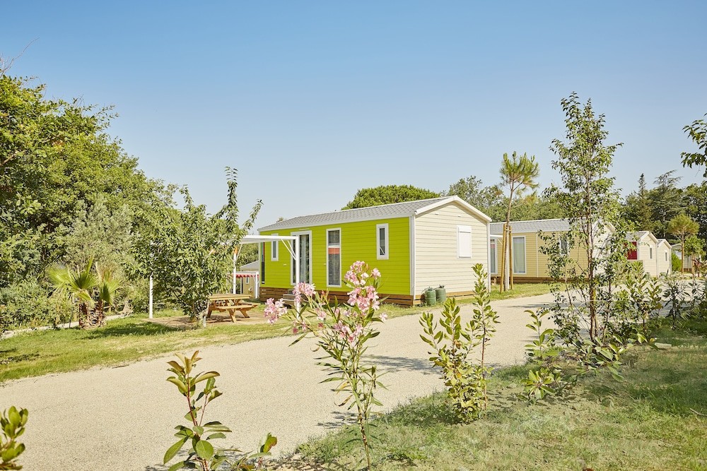 Camping Les Albères, Camping à Laroque-des-Albères