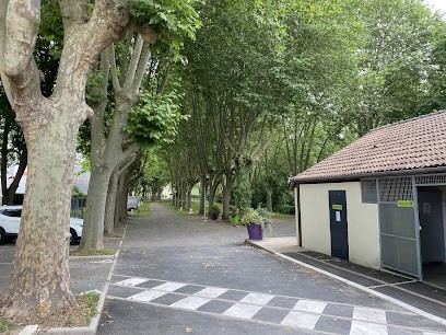 Camping Gaston Marchand, Camping à Saint-Jean-de-la-Ruelle