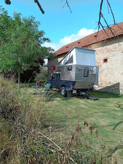 Les Gerolles, Camping à Saint Martin Des Lais