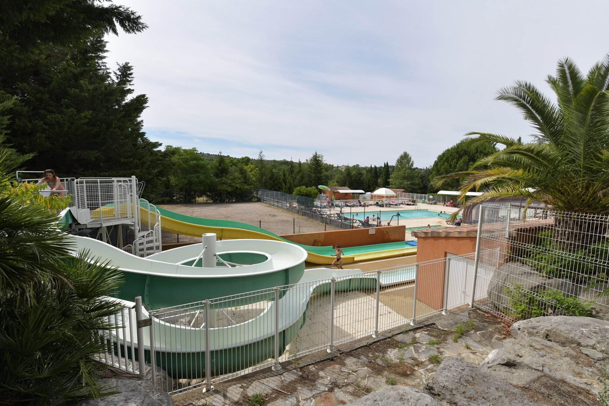Le Domaine Du Cros D Auzon, Camping à Saint-Maurice-d'Ardèche