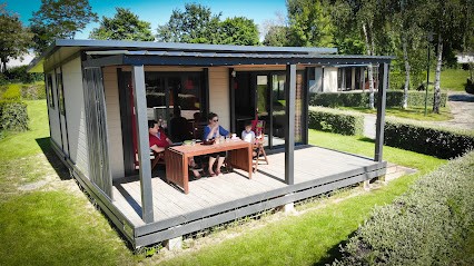 Camping Night&Day Des Loisirs - Evron, Camping à Évron