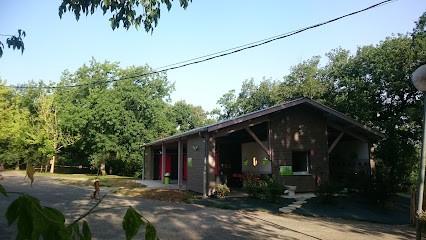 Camping Du Lac De Damazan - Lot-et-Garonne, Camping à Saint-Pierre-de-Buzet
