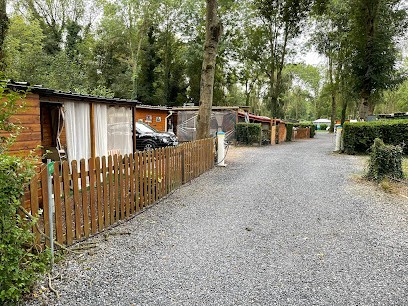 Camping Municipal De Plouvain, Camping à Plouvain