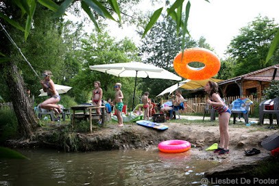 Camping La Combe, Camping aux Eyzies-de-Tayac-Sireuil