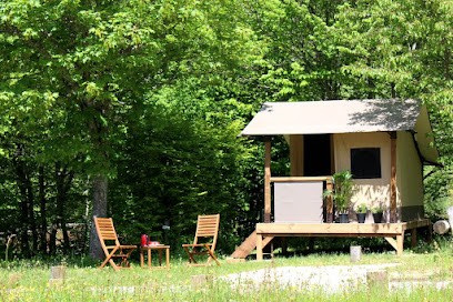 Camping Ourson OUVERT, Camping à Entremont-le-Vieux
