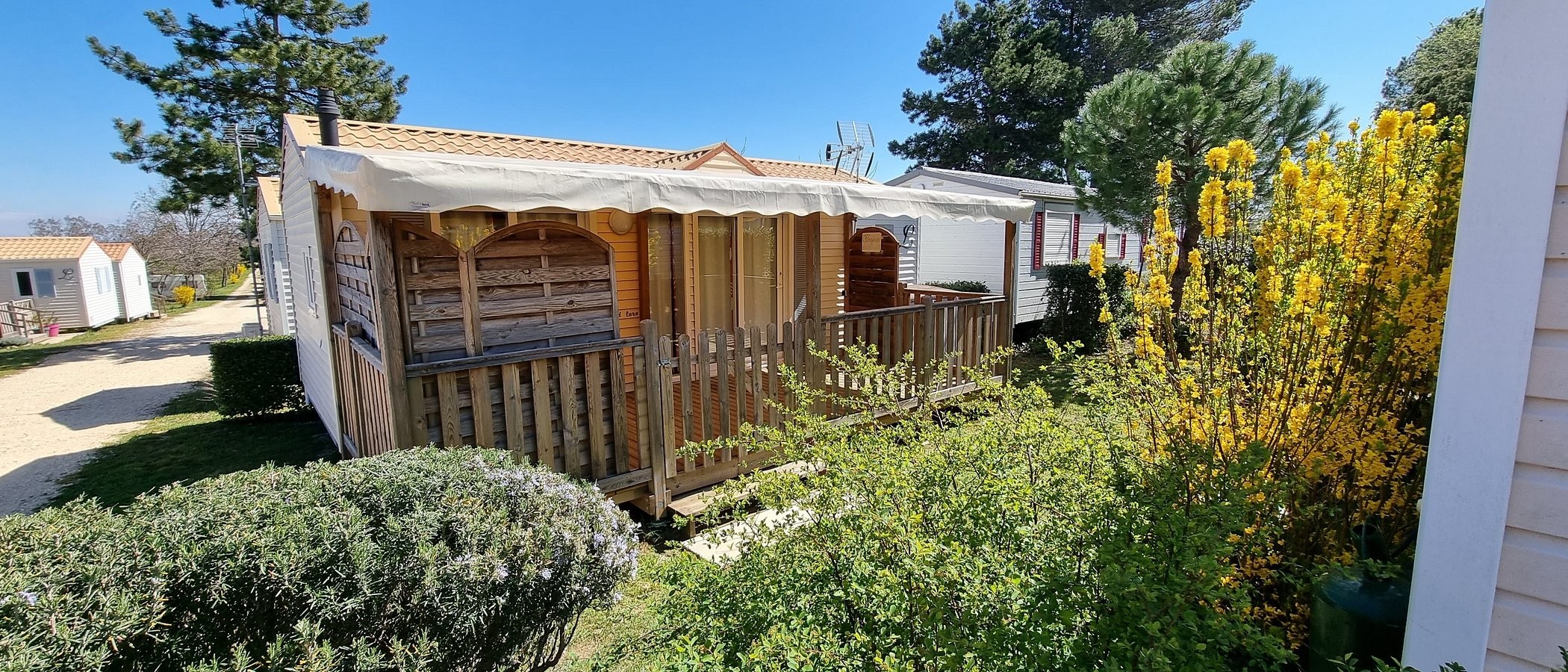 Camping Carrefour De L'Ardèche, Camping à Saint-Remèze