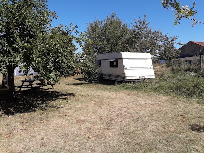 Camping moon, Camping à La Devise