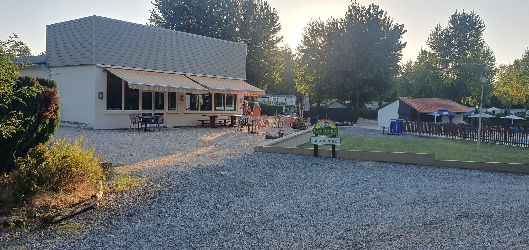 Camping L'Etang Bleu, Camping à Mareuil en Périgord