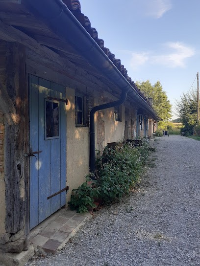 La Ferme Des Maziers, Camping à Varennes-Saint-Sauveur