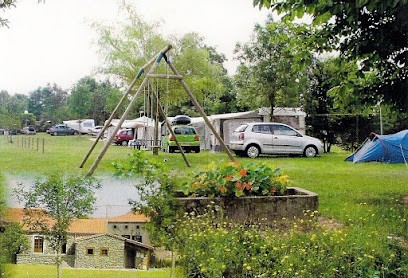 Camping à la ferme Les Baies Sauvages, Camping à Saint-Georges-d'Aurac