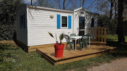 CAMPING AU TOUR DE L'AVEYRON**, Camping à L'Hospitalet-du-Larzac