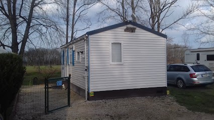 Camp Patrick, Camping à Perrigny-sur-l'Ognon