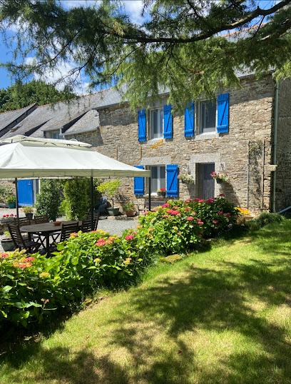 Pinàbre Camping & Caravan Site, Camping à Plouguenast-Langast