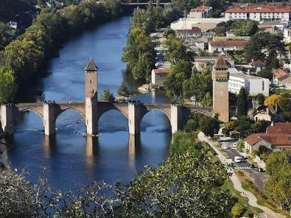 Camping Lot Les Rives Du Céou, Camping à Saint-Chamarand