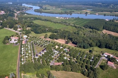Camping La Ferme des 4 chênes, Camping à Urt