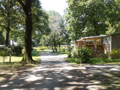 Camping Oaki - Près Du Puy Du Fou - Réouverture Le 3 Avril 2026, Camping à Mesnard-la-Barotière