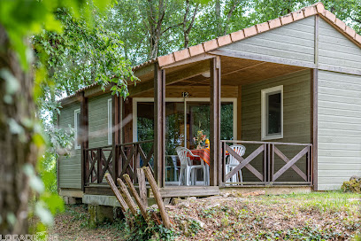 Chalet Dordogne (Camping 3* Les Chalets De Dordogne), Camping à Razac-d'Eymet