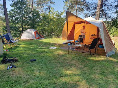 Camping Moulin de Lacombe, Camping à Saint-Geniez-ô-Merle