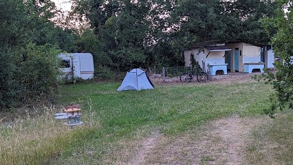 Camping De La Ferme, Camping à Avallon