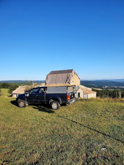 Au Bonhomme De Pierre, Camping à La Roche-sur-Grane