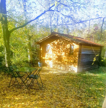 La Folie, Camping à Lagnes