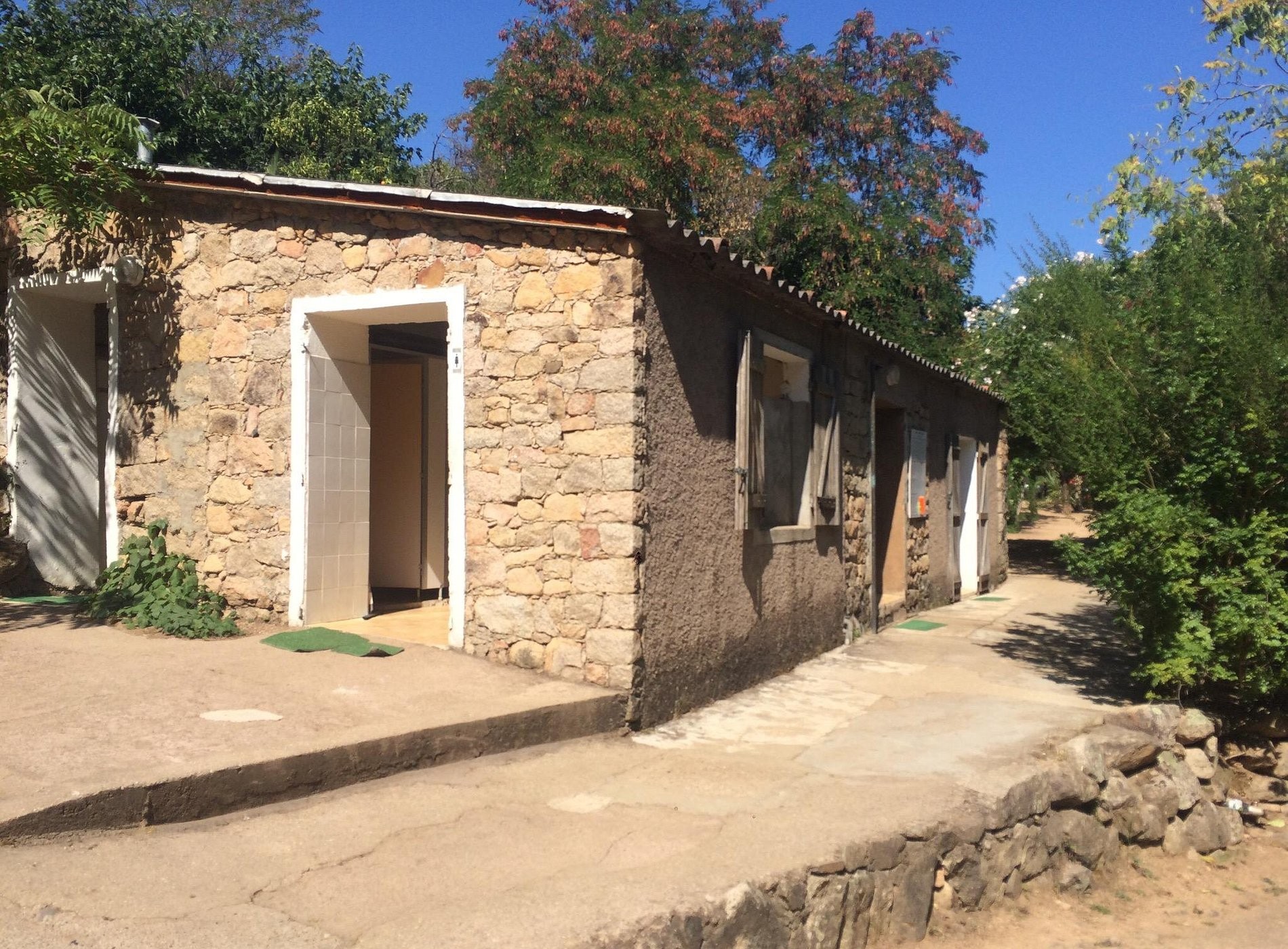 Camping Le Porto, Camping à Ota