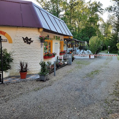 Sarl Camping De Dallet, Camping à Dallet