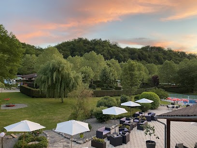 Camping Les 4 Saisons, Camping à Oust