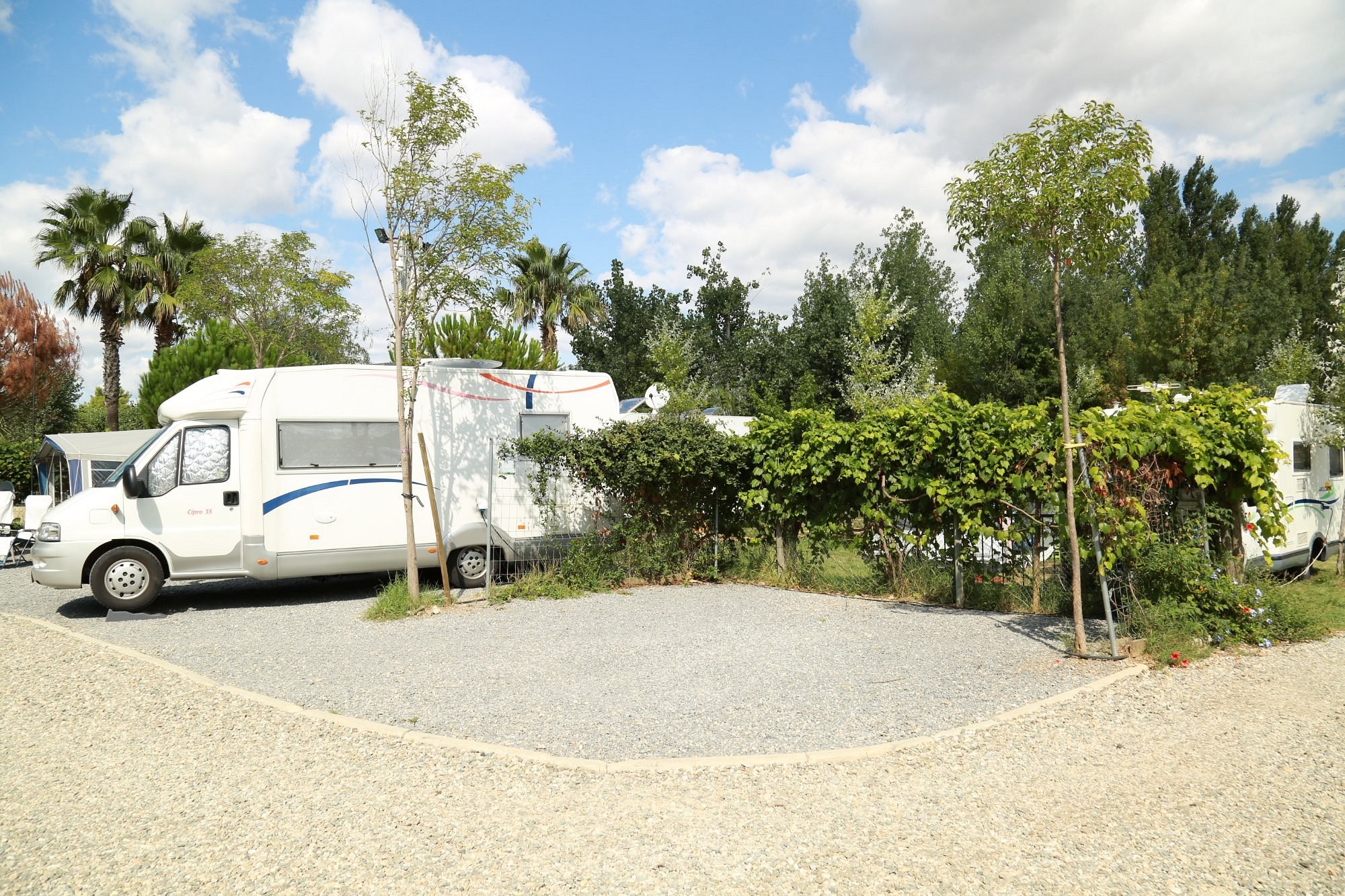 Berges Du Canal, Camping à Villeneuve-lès-Béziers
