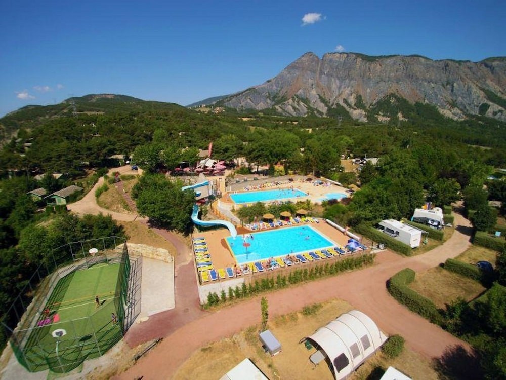 Camping la Viste, Camping à Rousset