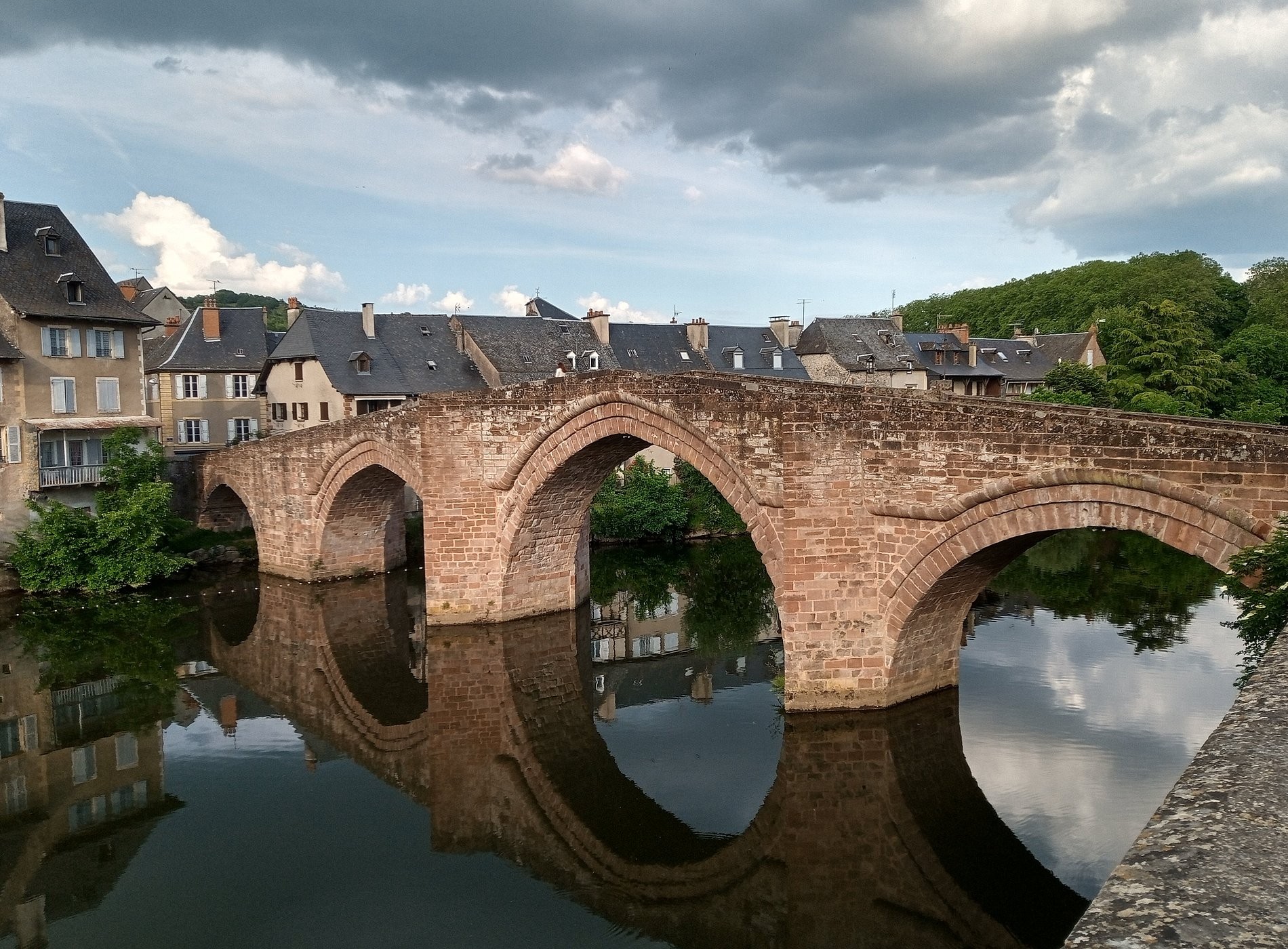 SAS ROC DE L'ARCHE, Camping à Espalion
