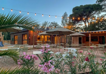 Camping Huttopia Forêt De Janas, Camping à La Seyne-sur-Mer