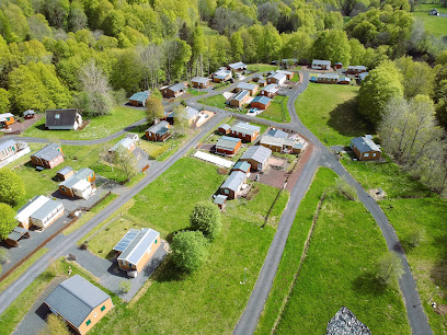 Village Loisirs Les Jardins D'entraigues Camping à Égliseneuve-d'Entraigues