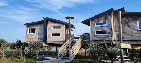 Camping Risle Et Seine - Domaine Des Etangs, Camping à Toutainville