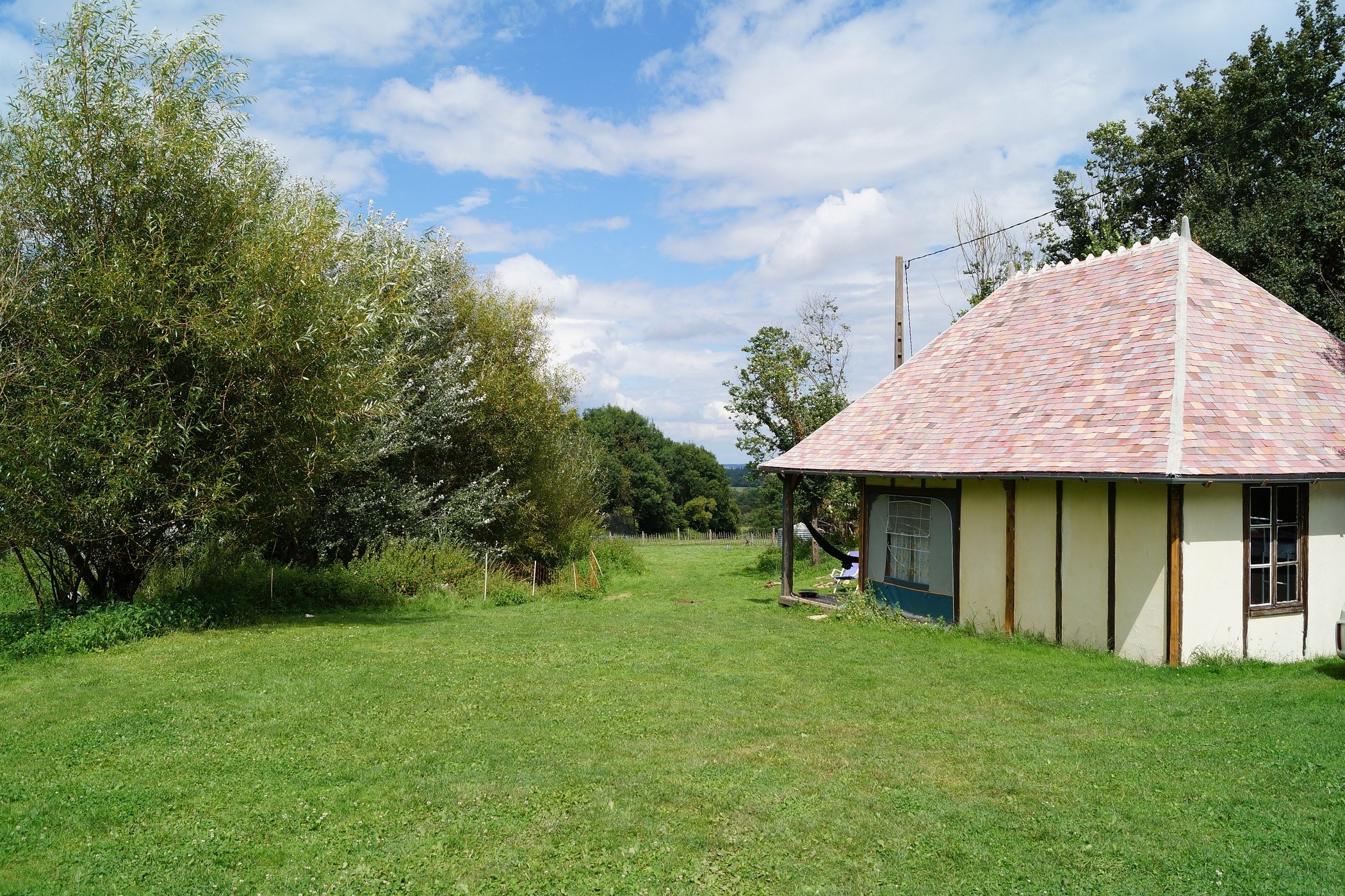 The Helix Farm, Camping à Sarzay