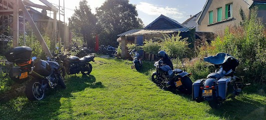 Moto La Grange, Camping à Lalobbe