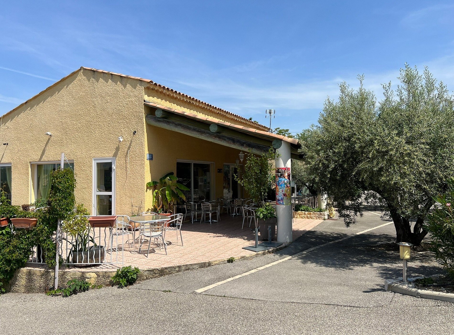 Camping Les Oliviers, Camping à Oraison